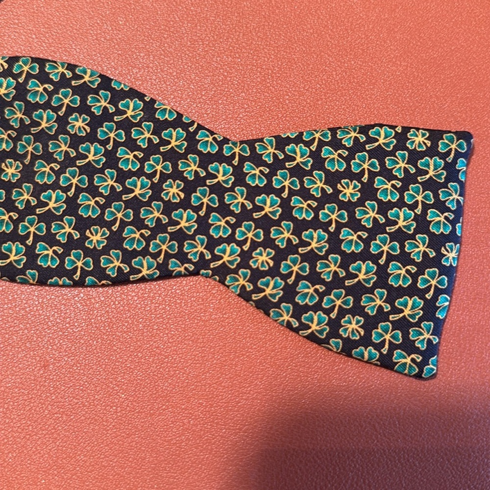 Green Patterned Bow Tie - image 4
